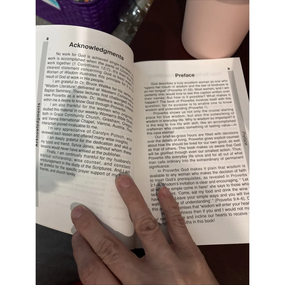 Woman of Wisdom : Lessons for Living from the Book of‎ Proverbs Study, New